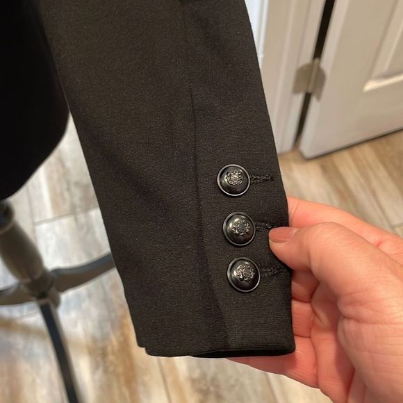 Bailey, 44 new with tags blazer, black with blue trim size large - Picture 4 of 10